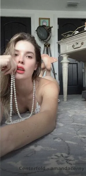 Amanda Cerny