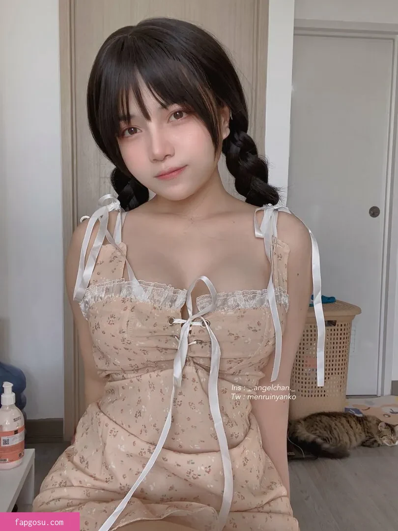 Angel Chan - Photo #557
