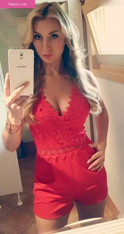 Anna-Carina Woitschack