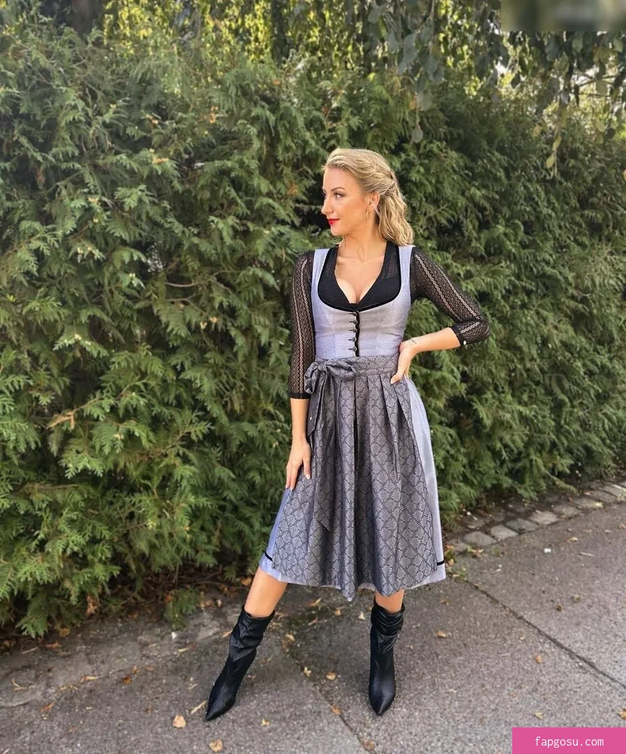 Anna-Carina Woitschack