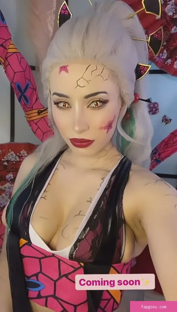 Athena Cosplay