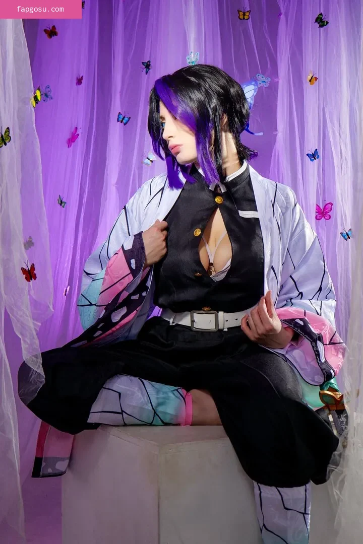 Athena Cosplay