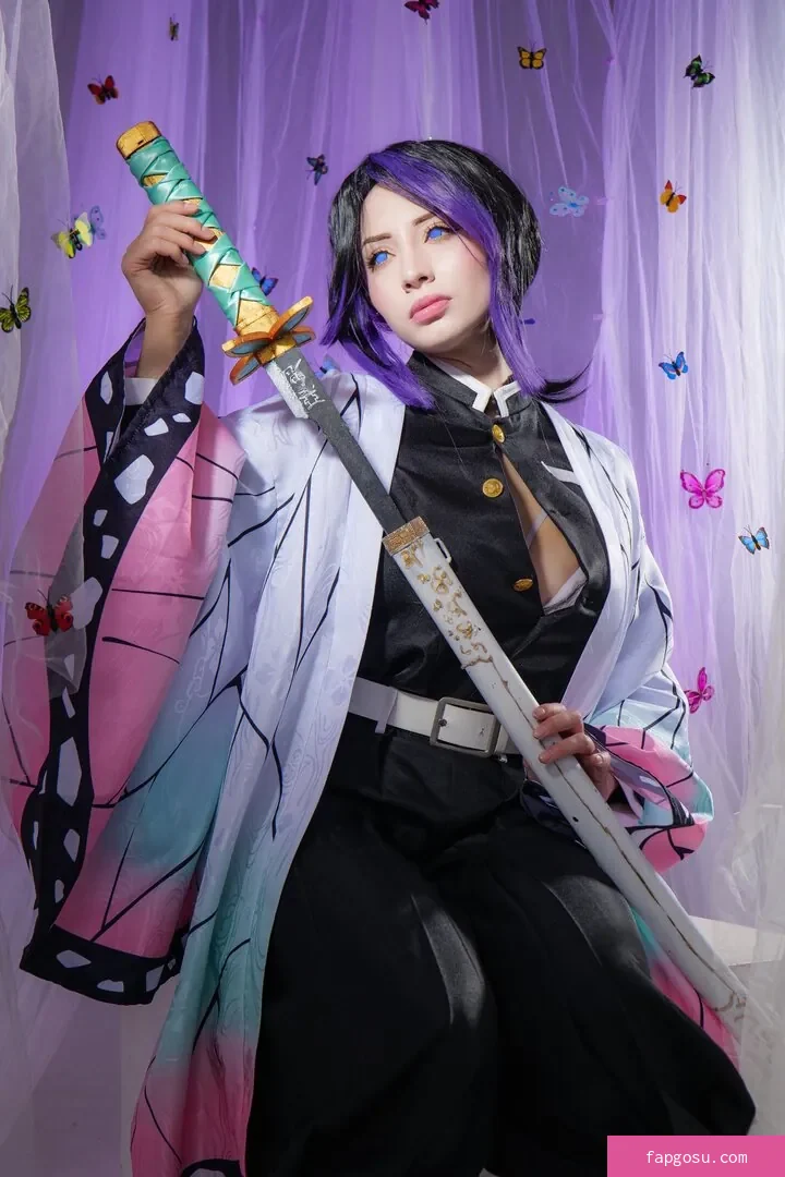 Athena Cosplay