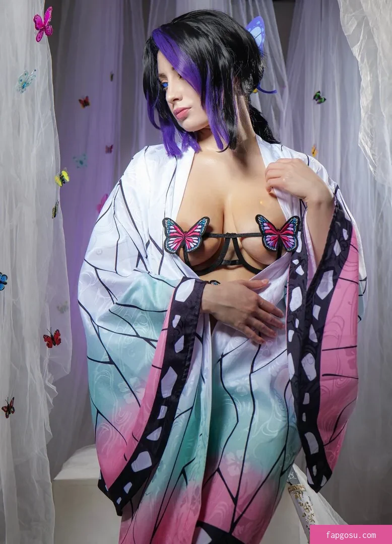 Athena Cosplay