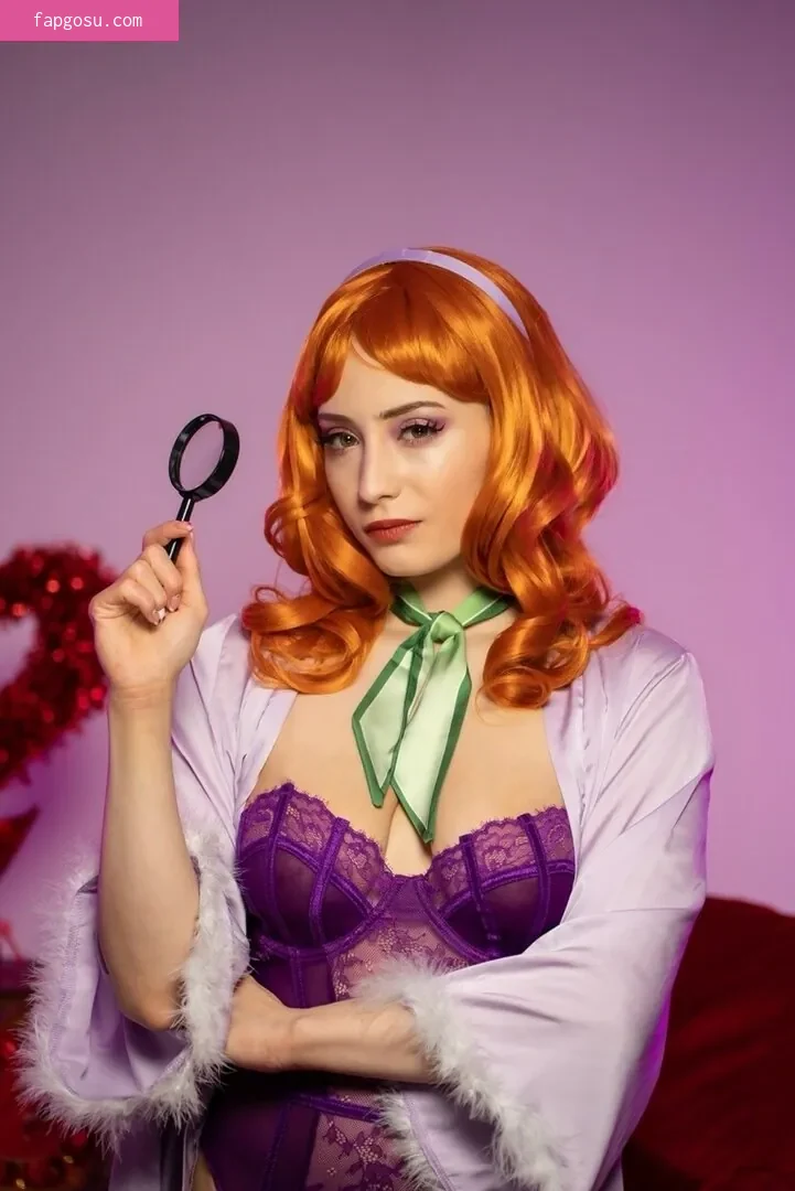 Athena Cosplay
