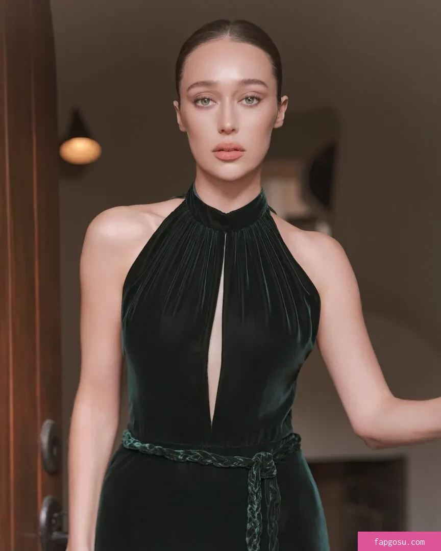 Alycia Debnam Carey