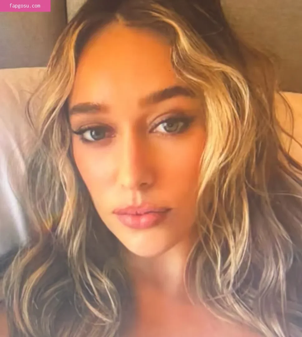Alycia Debnam Carey
