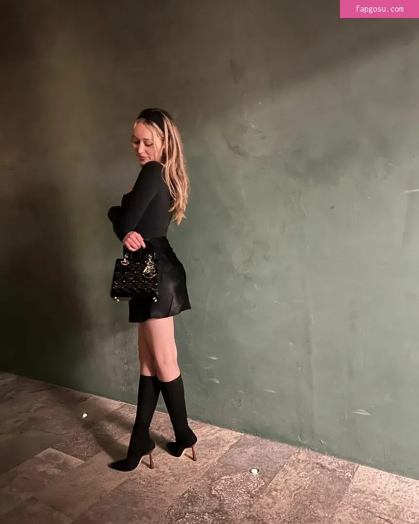Alycia Debnam Carey