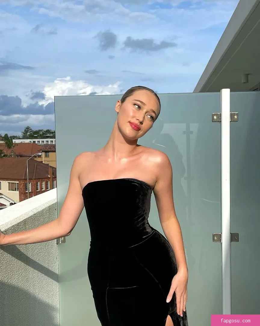 Alycia Debnam Carey