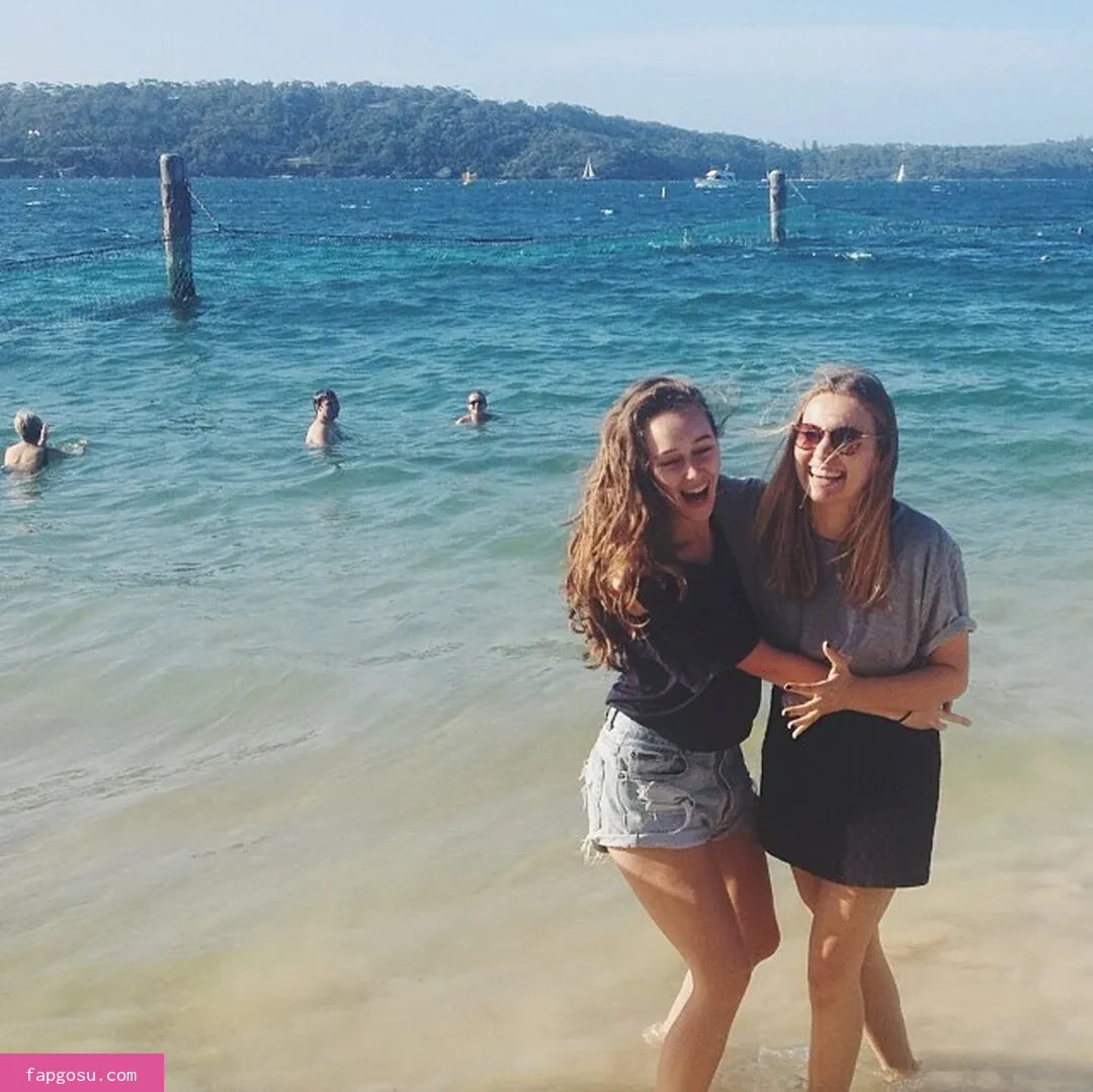 Alycia Debnam Carey