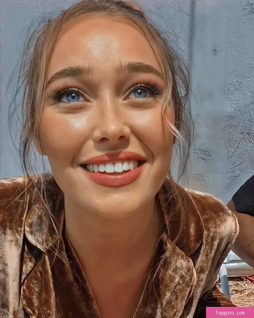 Alycia Debnam Carey