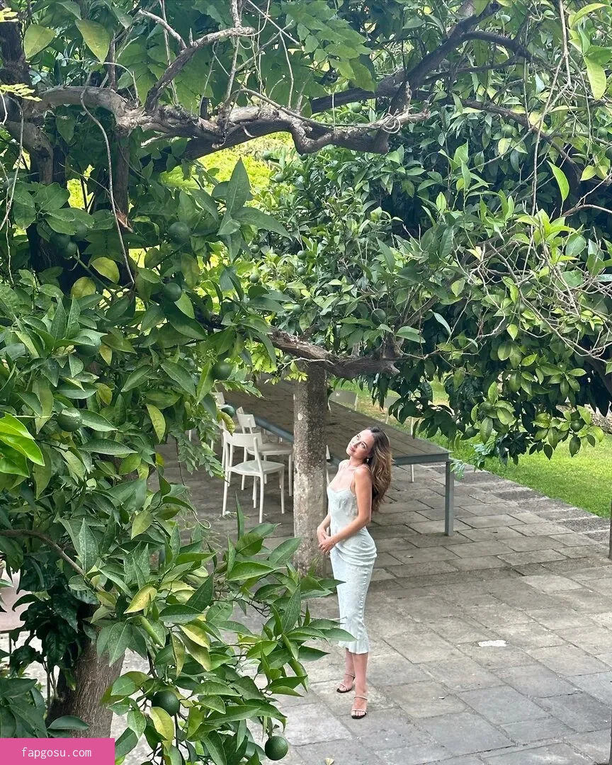 Alycia Debnam Carey