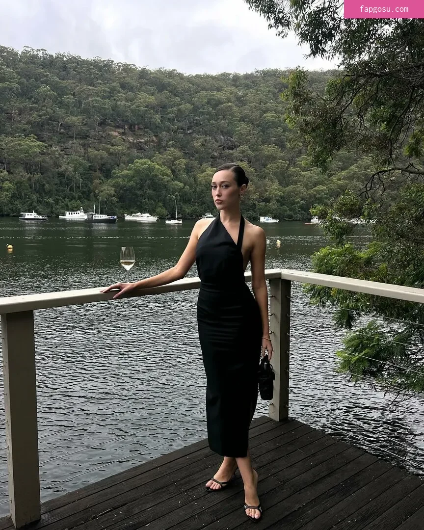 Alycia Debnam Carey