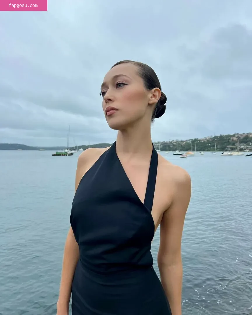 Alycia Debnam Carey