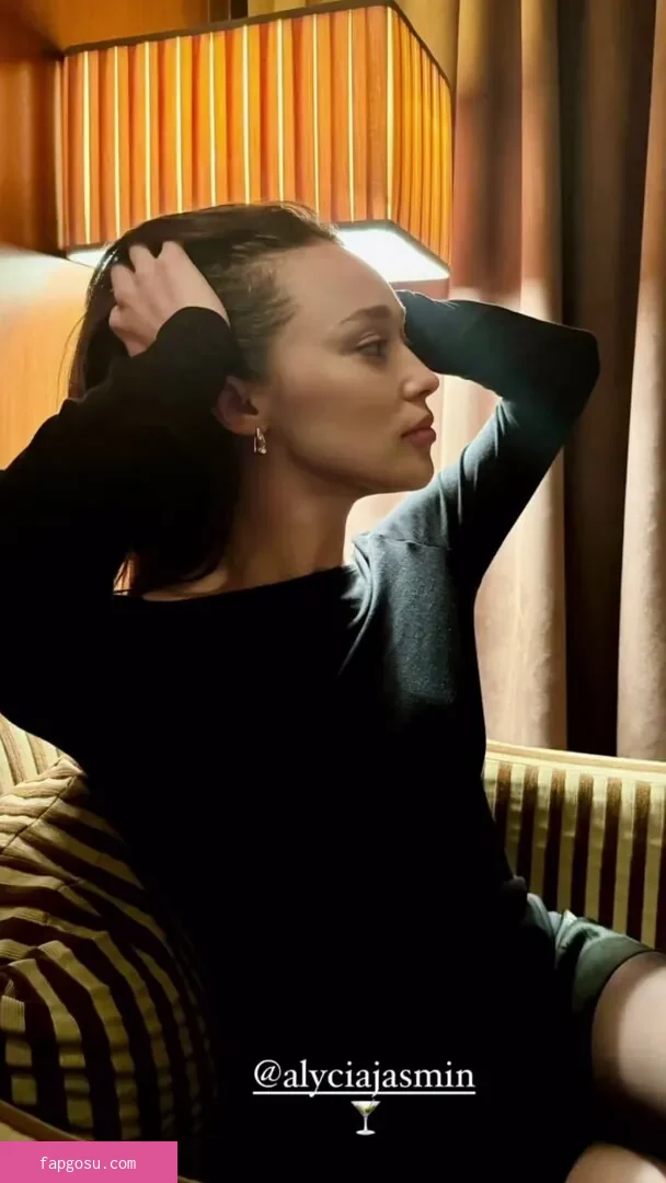 Alycia Debnam Carey