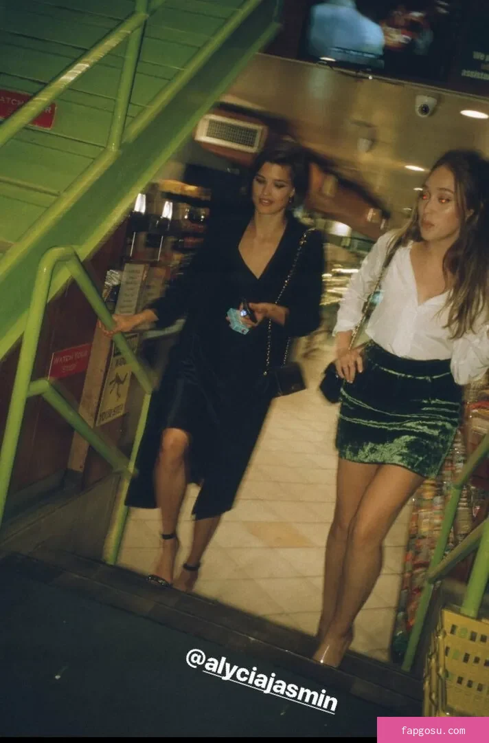 Alycia Debnam Carey