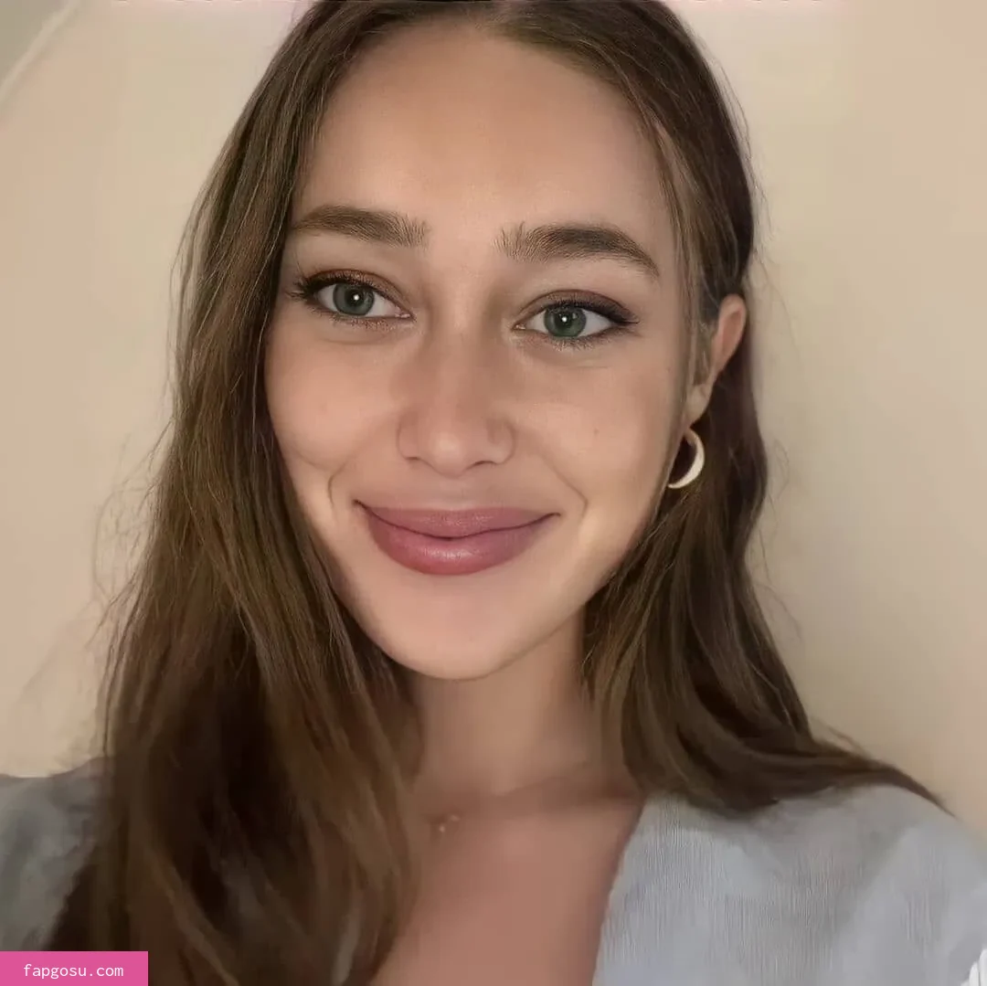 Alycia Debnam Carey