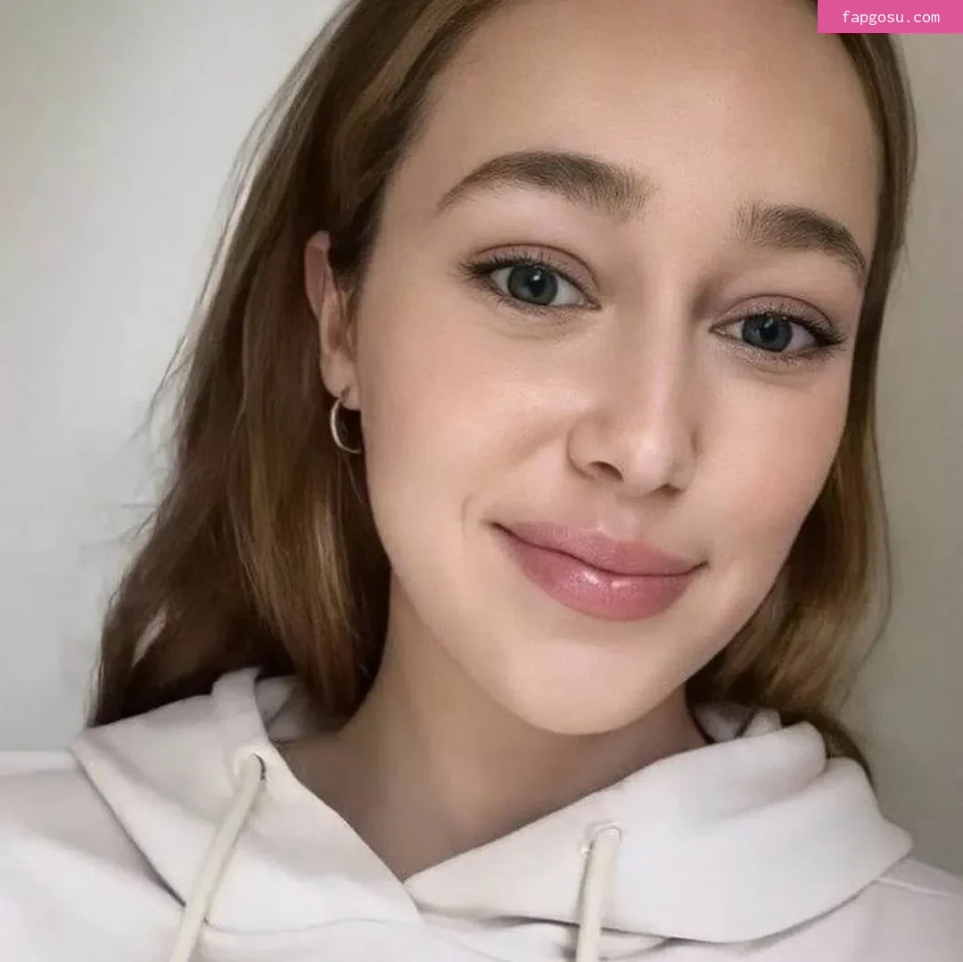 Alycia Debnam Carey
