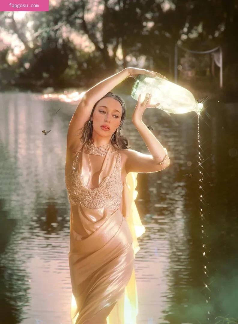 Alycia Debnam Carey