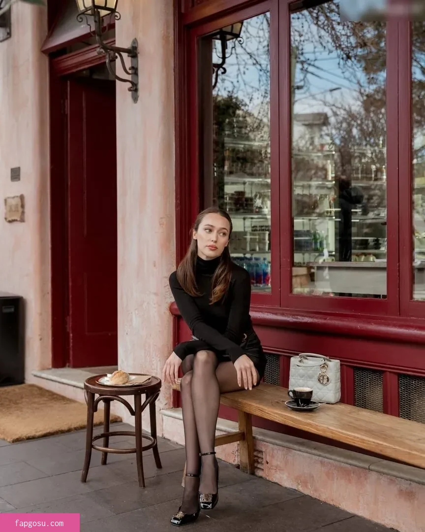 Alycia Debnam Carey