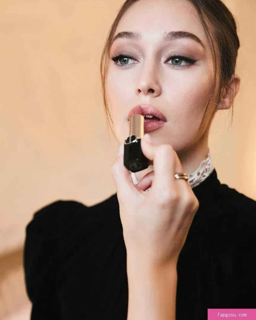 Alycia Debnam Carey