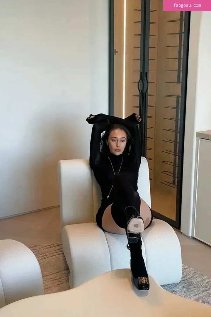 Alycia Debnam Carey