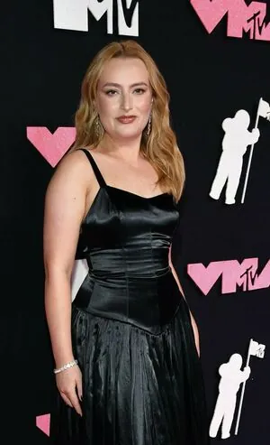 Amelia Dimoldenberg