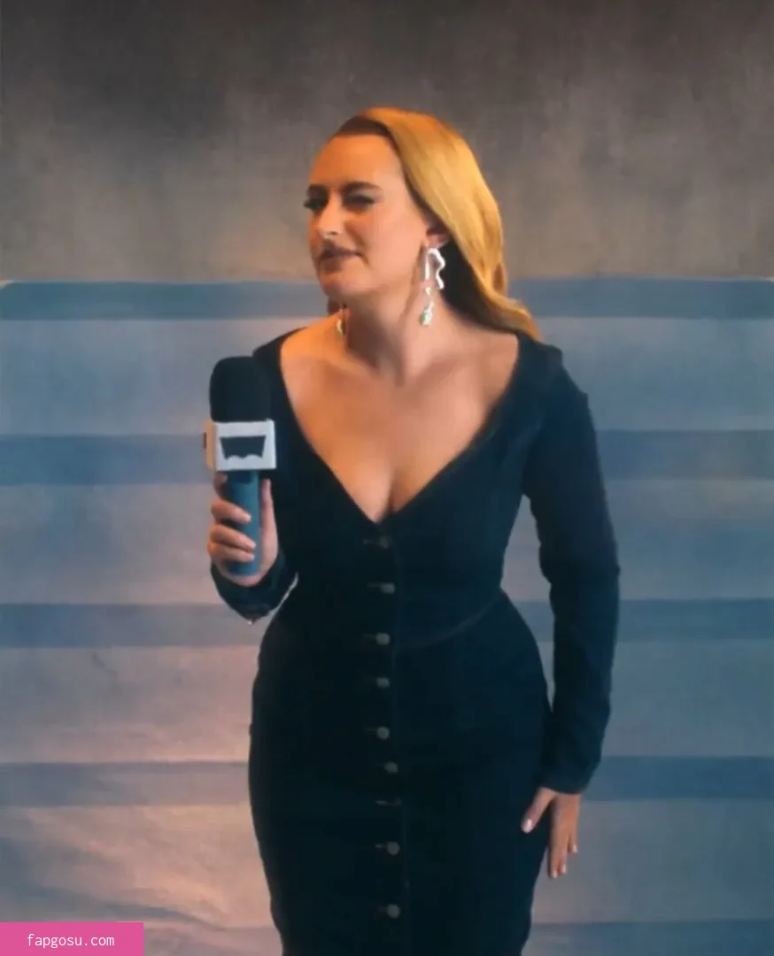 Amelia Dimoldenberg