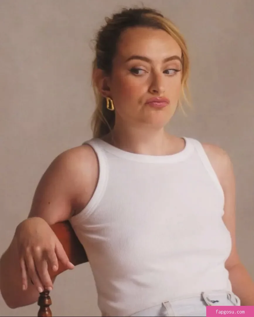 Amelia Dimoldenberg - Photo #122