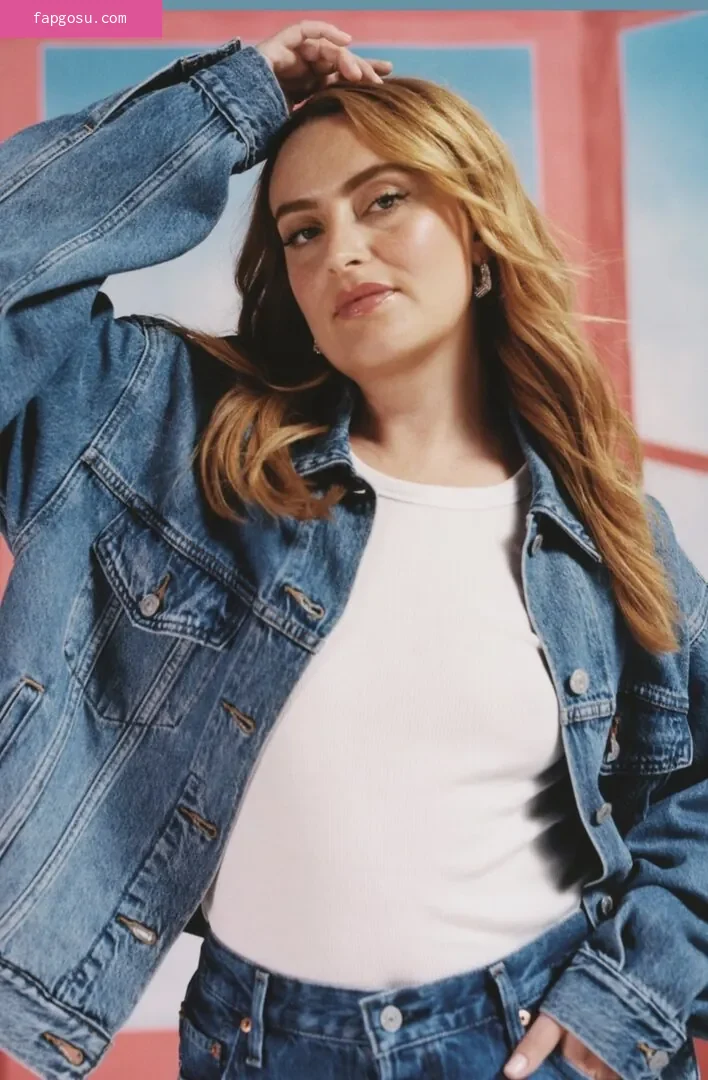 Amelia Dimoldenberg - Photo #126