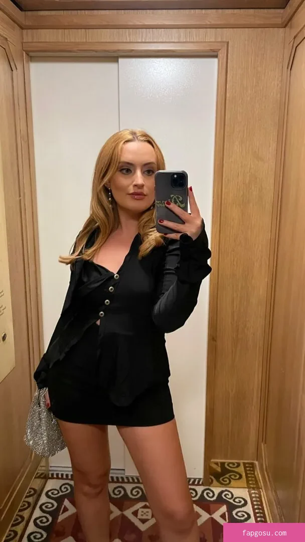 Amelia Dimoldenberg - Photo #132
