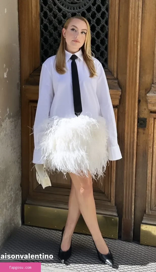 Amelia Dimoldenberg - Photo #153