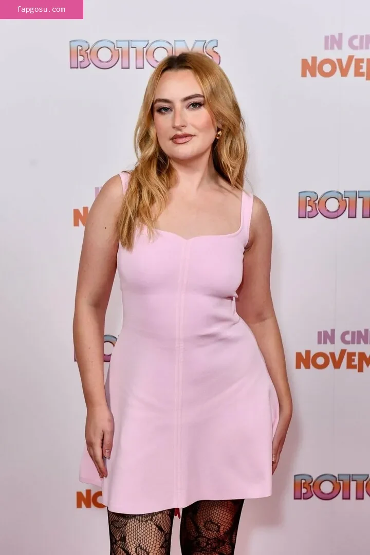 Amelia Dimoldenberg