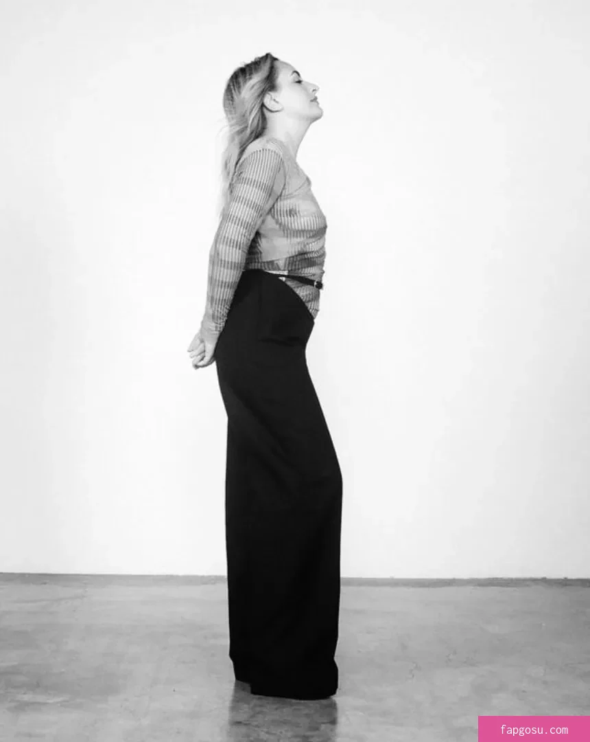 Amelia Dimoldenberg - Photo #264