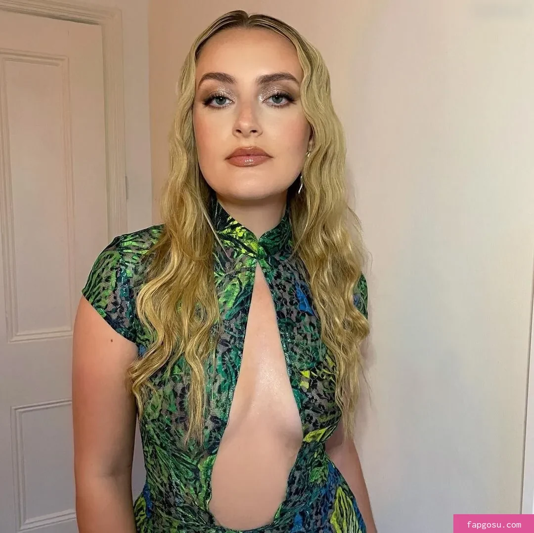 Amelia Dimoldenberg - Photo #320