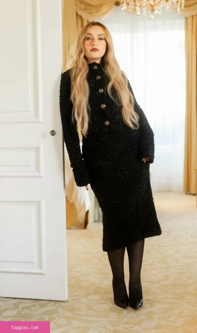 Amelia Dimoldenberg - Photo #326