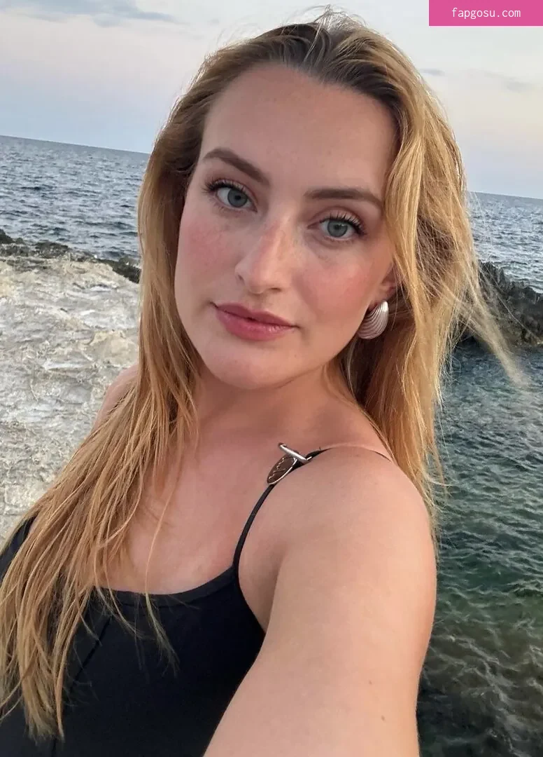 Amelia Dimoldenberg - Photo #367