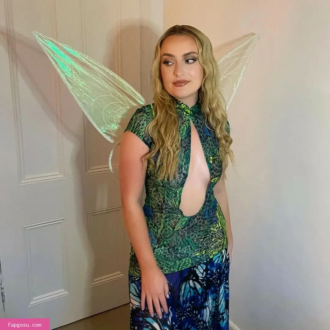 Amelia Dimoldenberg - Photo #389