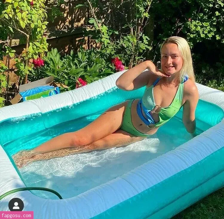 Amelia Dimoldenberg