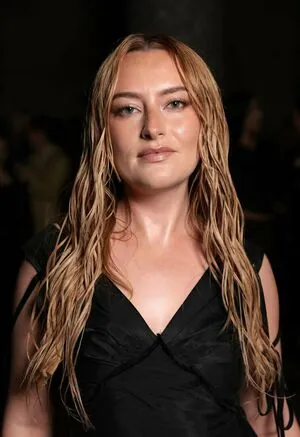Amelia Dimoldenberg