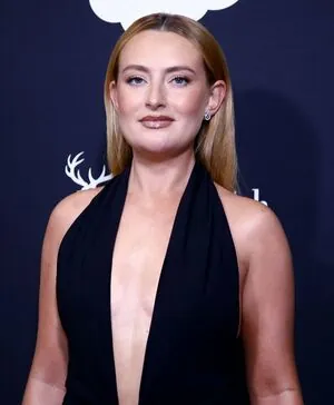 Amelia Dimoldenberg