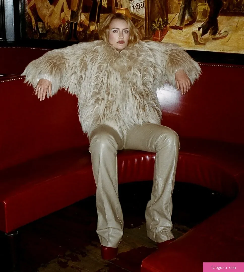 Amelia Dimoldenberg - Photo #484