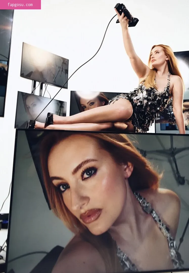 Amelia Dimoldenberg - Photo #514