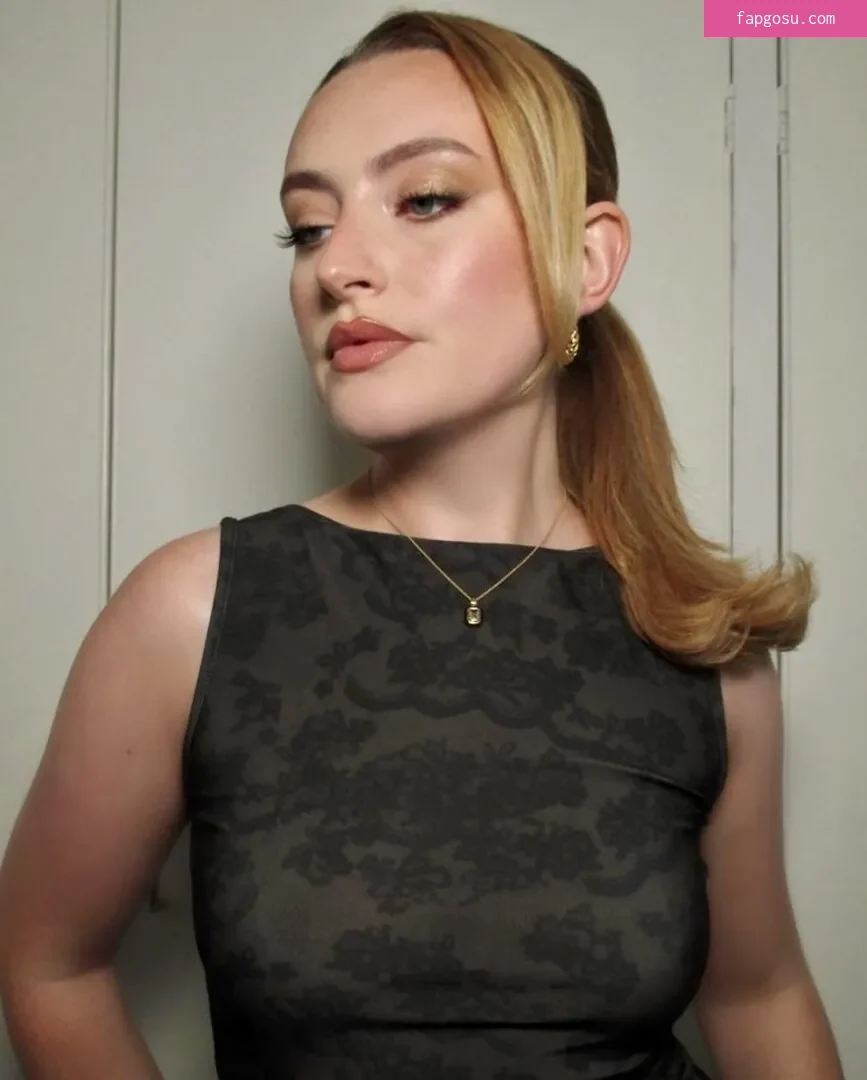 Amelia Dimoldenberg - Photo #68