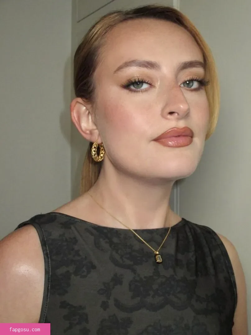 Amelia Dimoldenberg - Photo #69