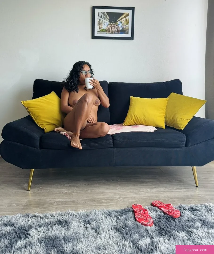 Angela De La Cruz