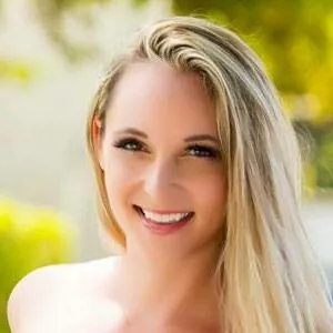Allie Eve Knox