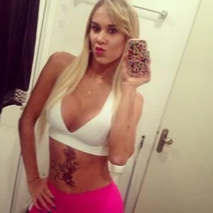 Anita Evelyn content