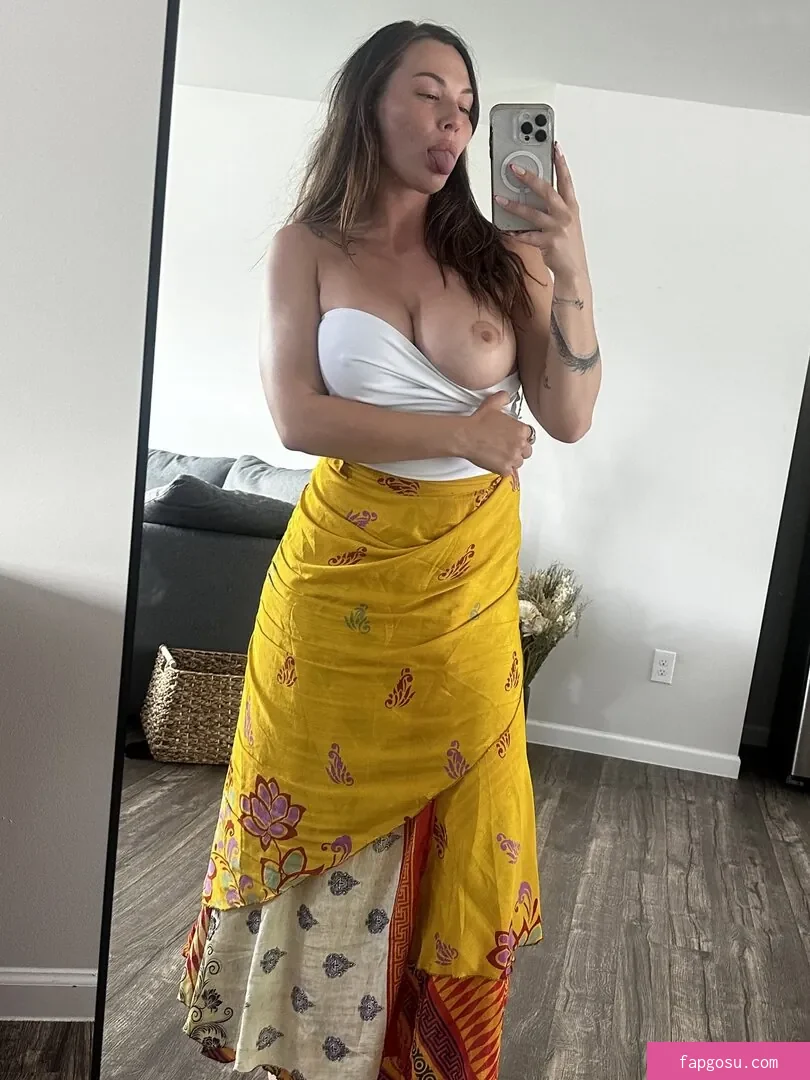 Aidra Fox