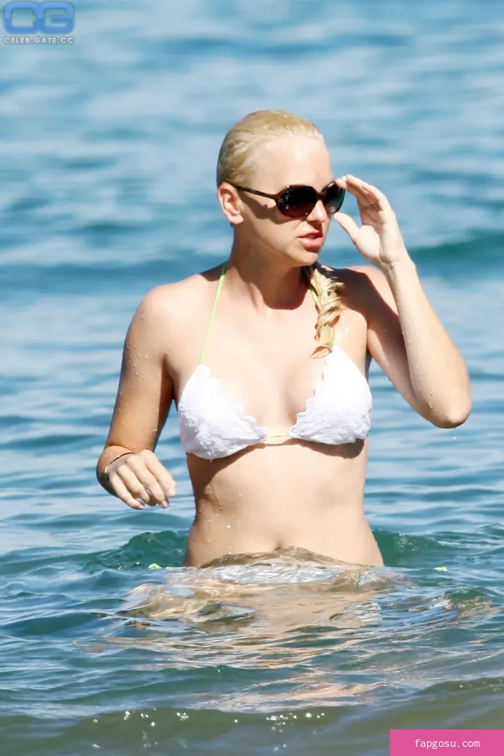 Anna Faris